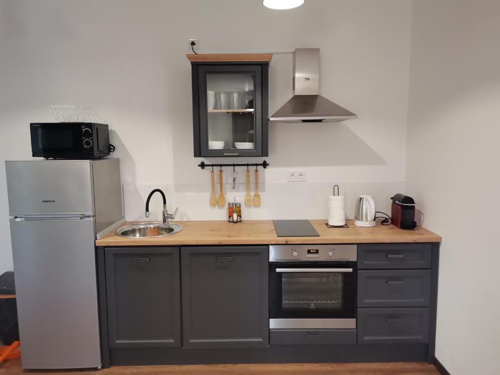 Apartment Dragana, Jezera, Island Murter Екстер'єр фото