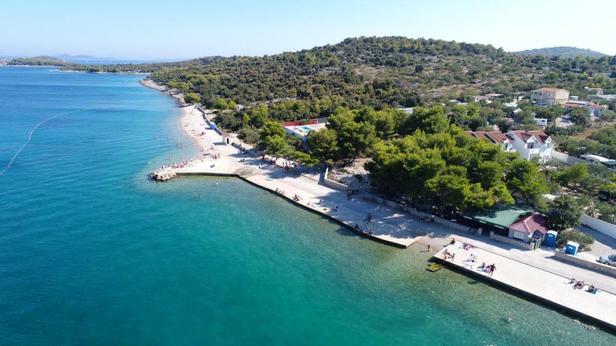 Apartment Dragana, Jezera, Island Murter Екстер'єр фото